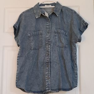 Maurices Short Sleeve denim button down L